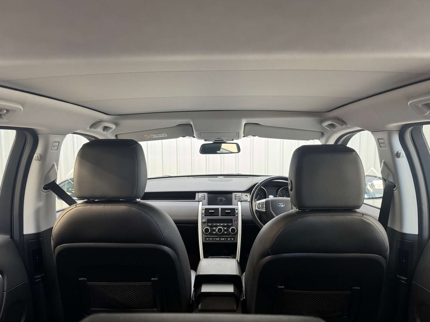 Used Land Rover Discovery Sport 2017 for sale - 76670475: Photo 47