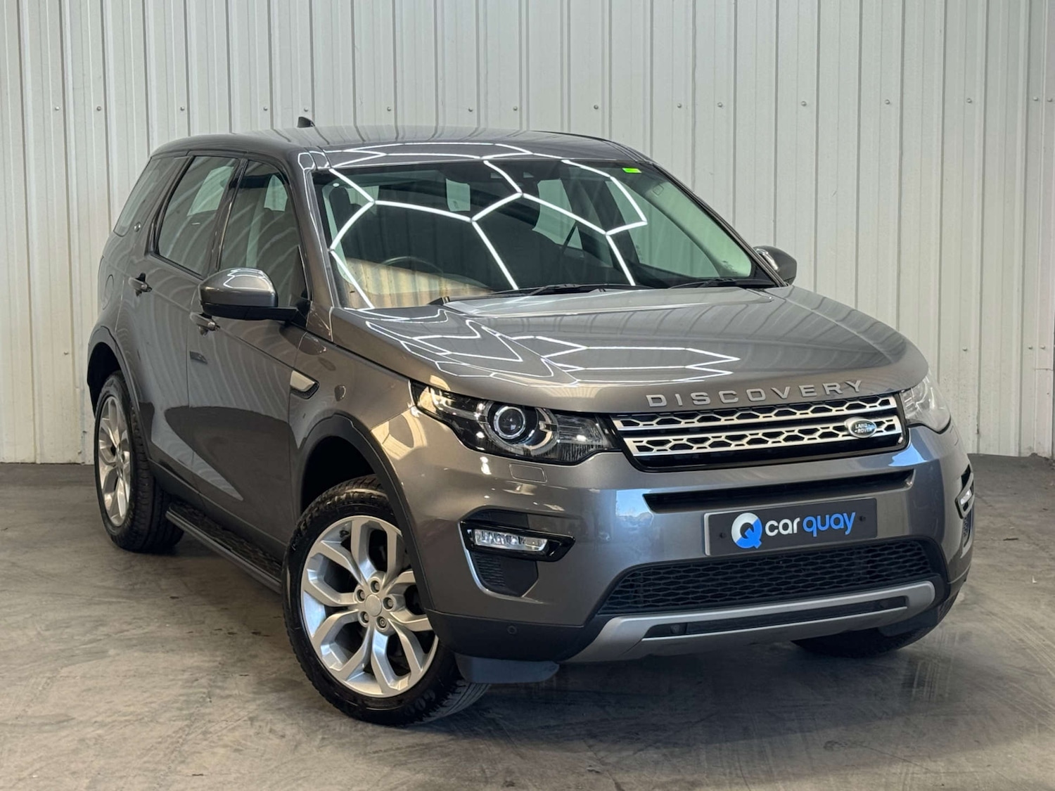 Used Land Rover Discovery Sport 2017 for sale - 76670475: Photo 6