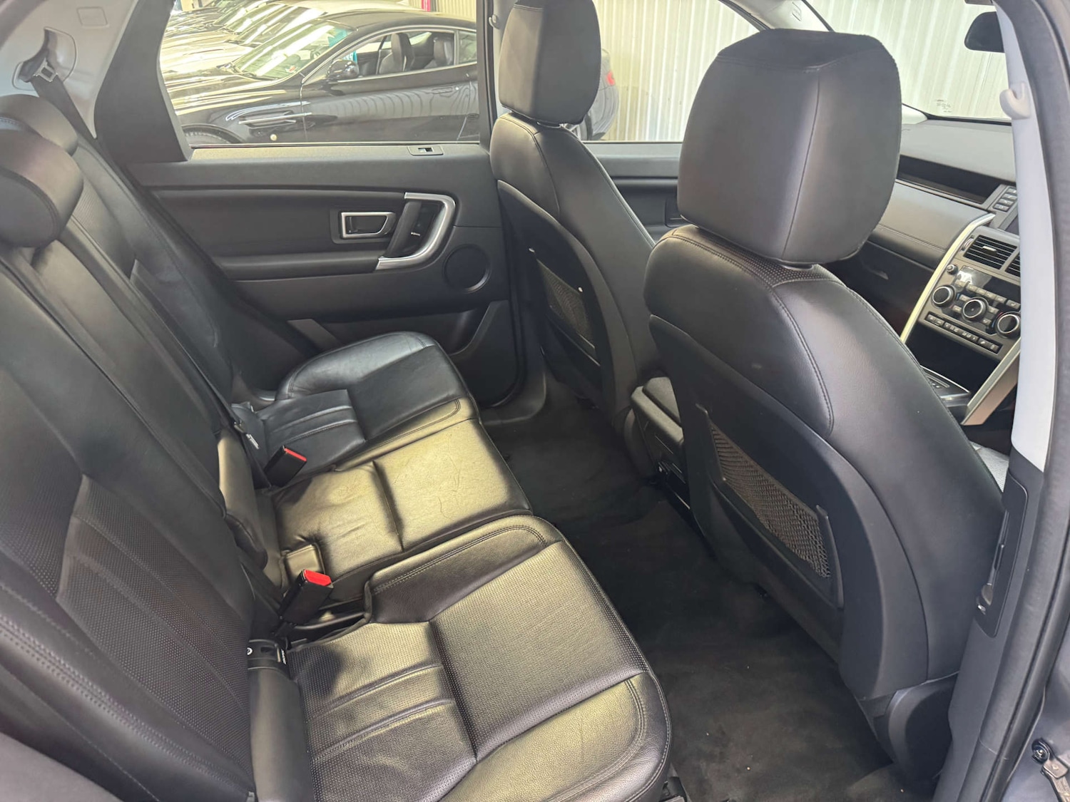 Used Land Rover Discovery Sport 2017 for sale - 76670475: Photo 61