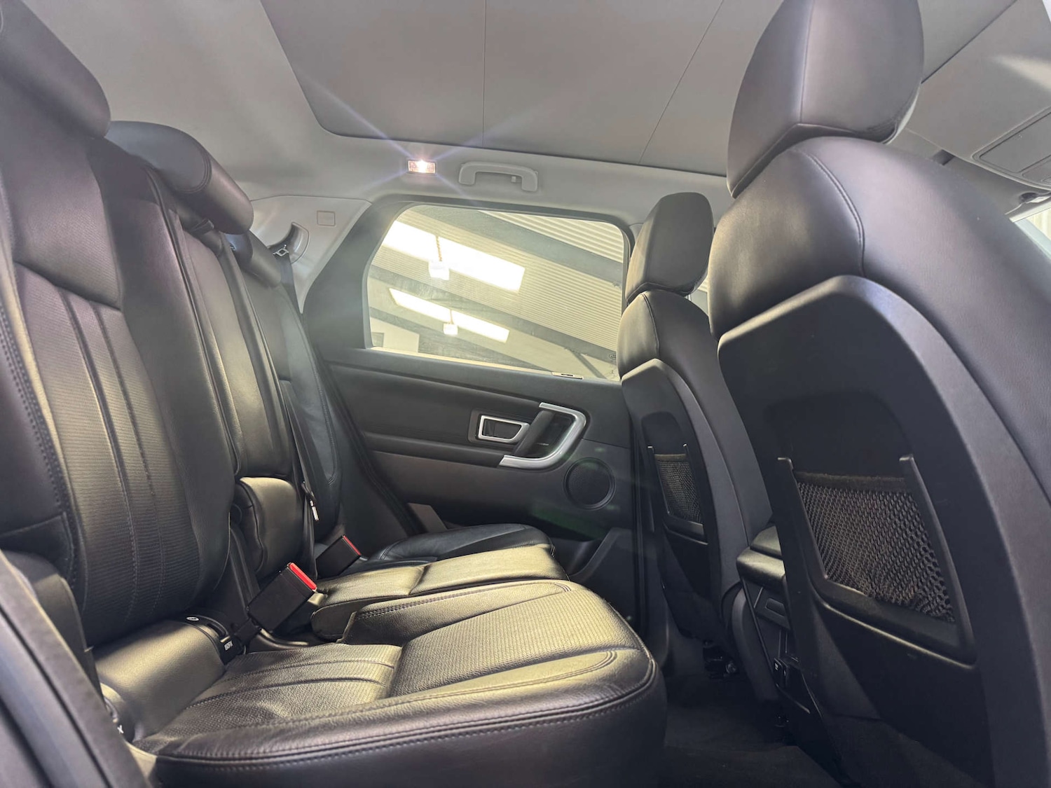 Used Land Rover Discovery Sport 2017 for sale - 76670475: Photo 65