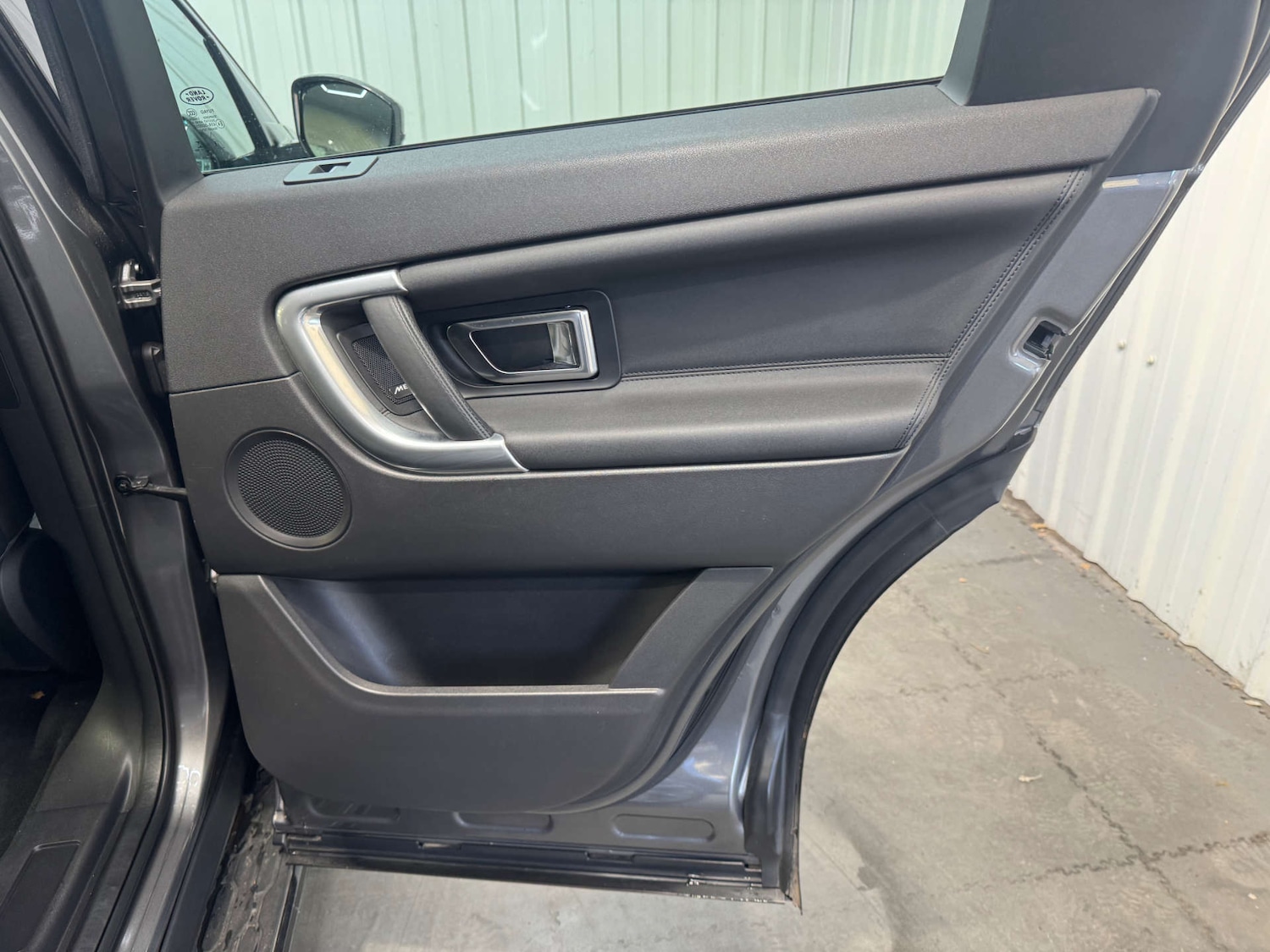 Used Land Rover Discovery Sport 2017 for sale - 76670475: Photo 66