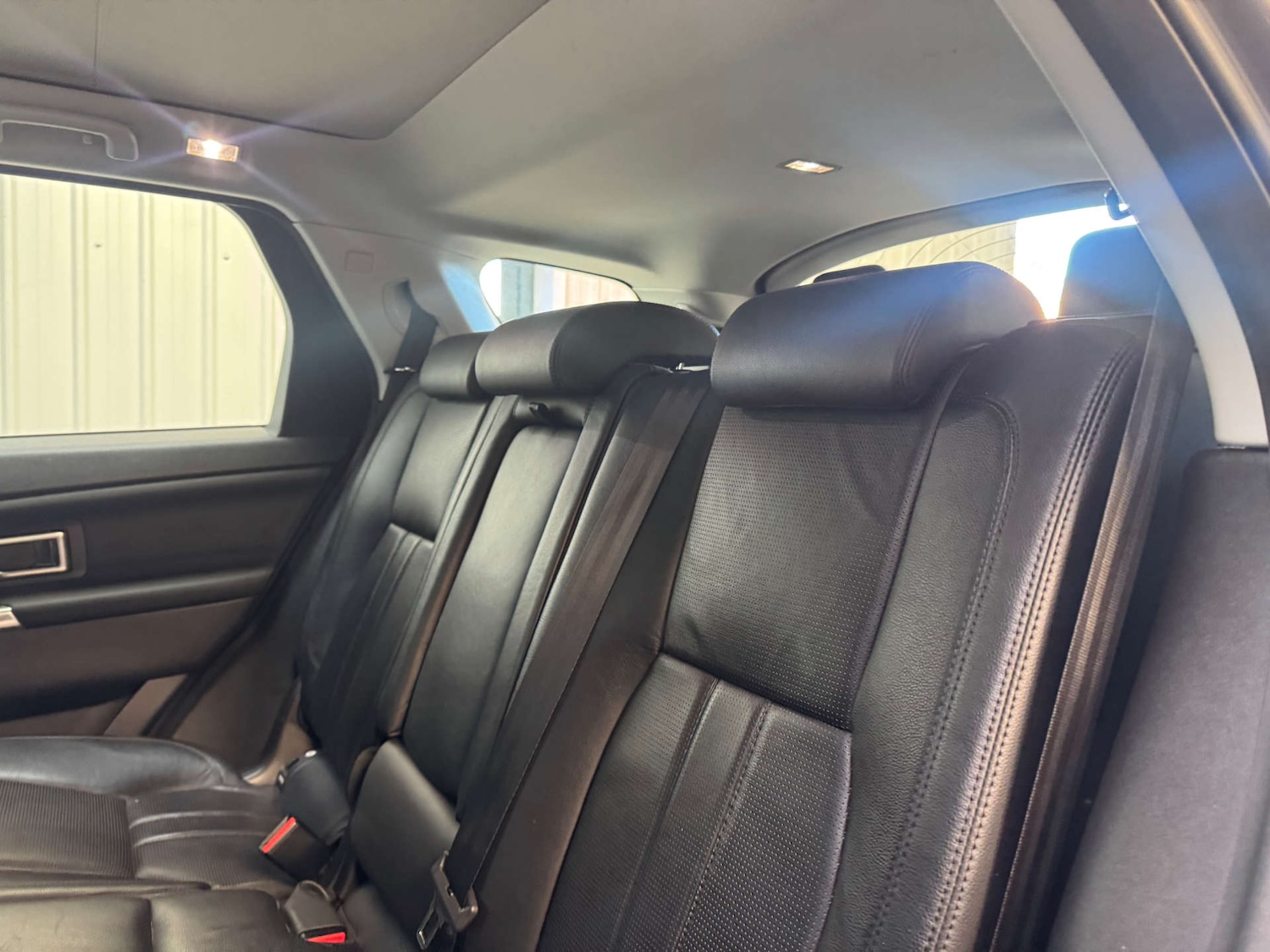 Used Land Rover Discovery Sport 2017 for sale - 76670475: Photo 69