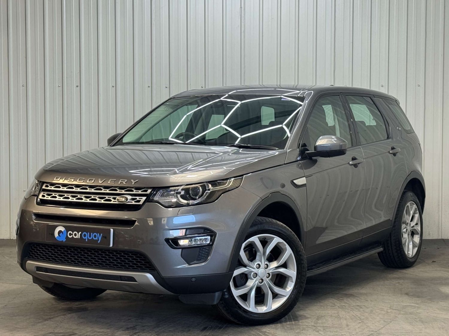 Used Land Rover Discovery Sport 2017 for sale - 76670475: Photo 7