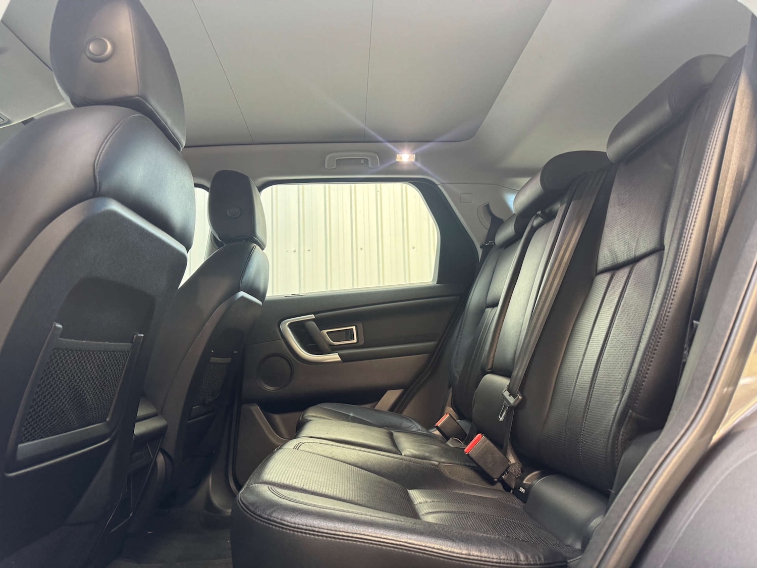 Used Land Rover Discovery Sport 2017 for sale - 76670475: Photo 70