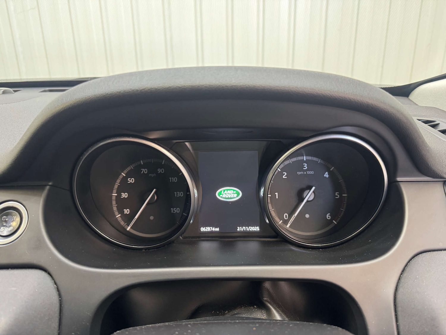 Used Land Rover Discovery Sport 2017 for sale - 76670475: Photo 79