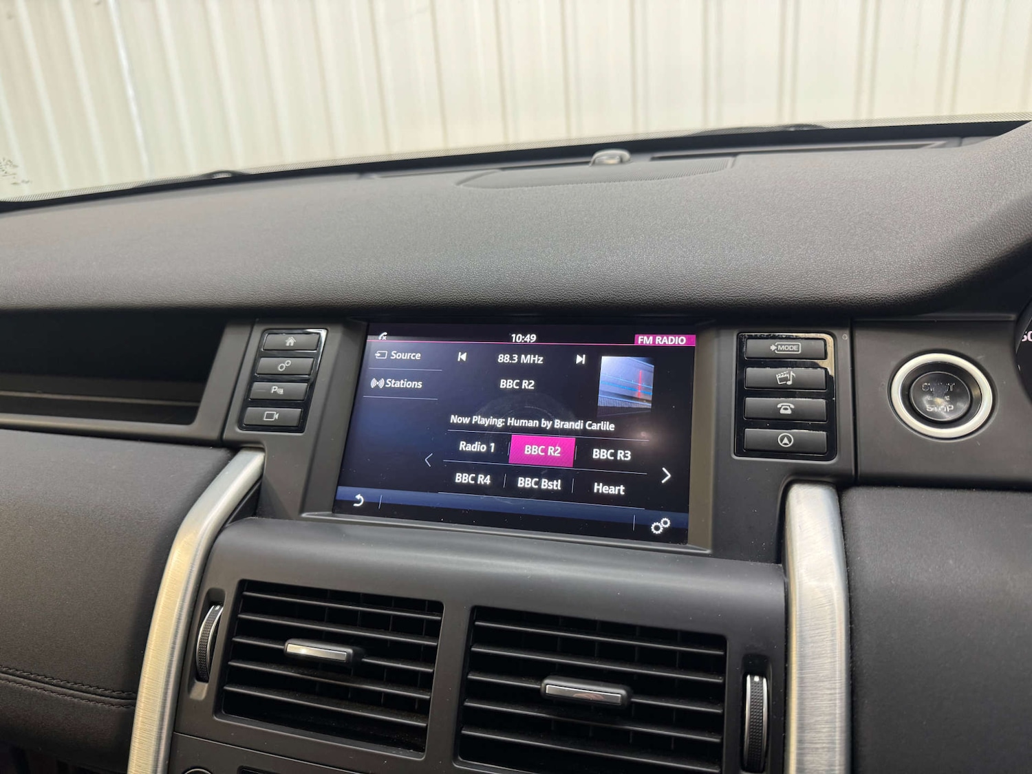 Used Land Rover Discovery Sport 2017 for sale - 76670475: Photo 93