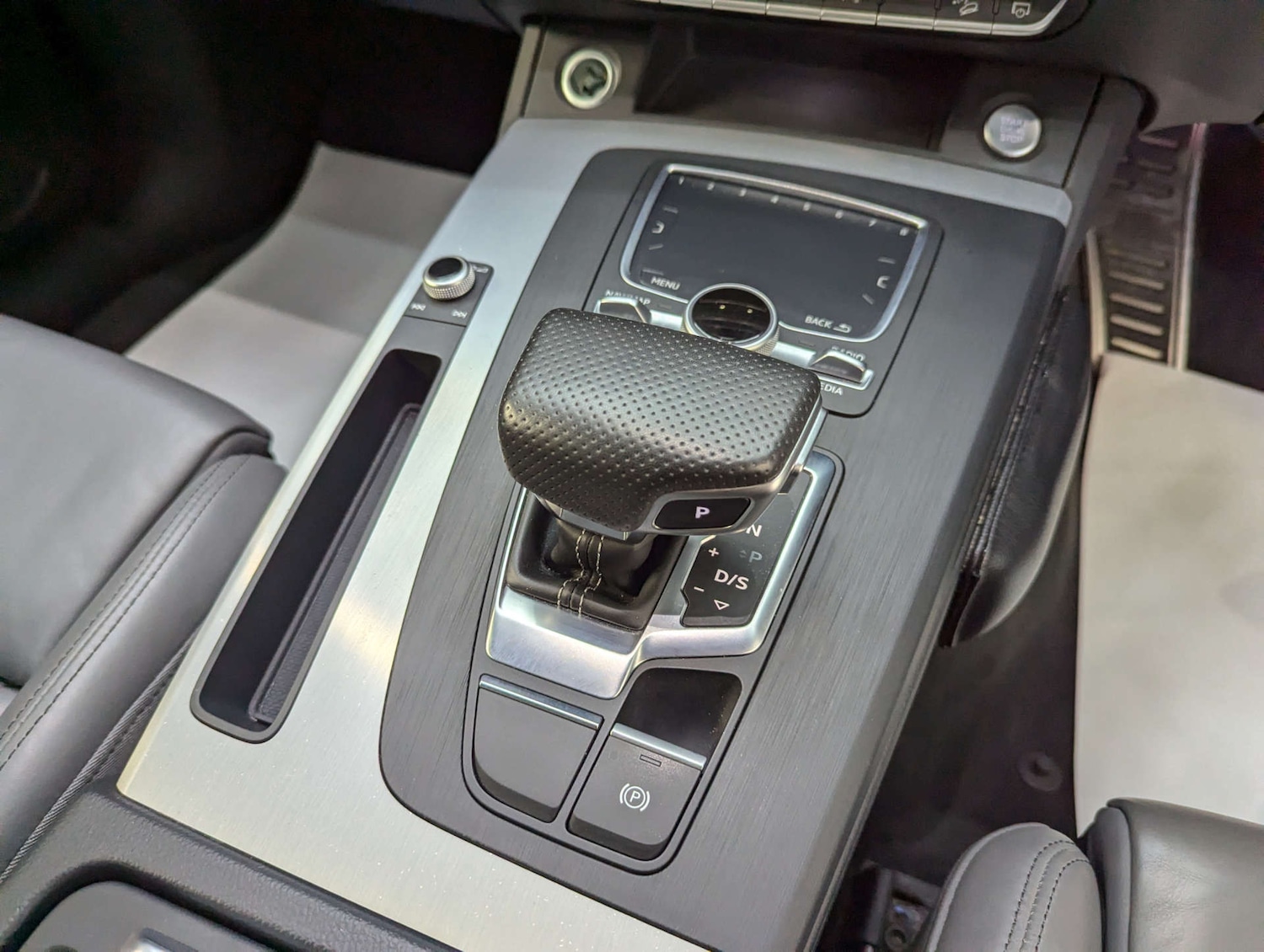 Vehicle 83