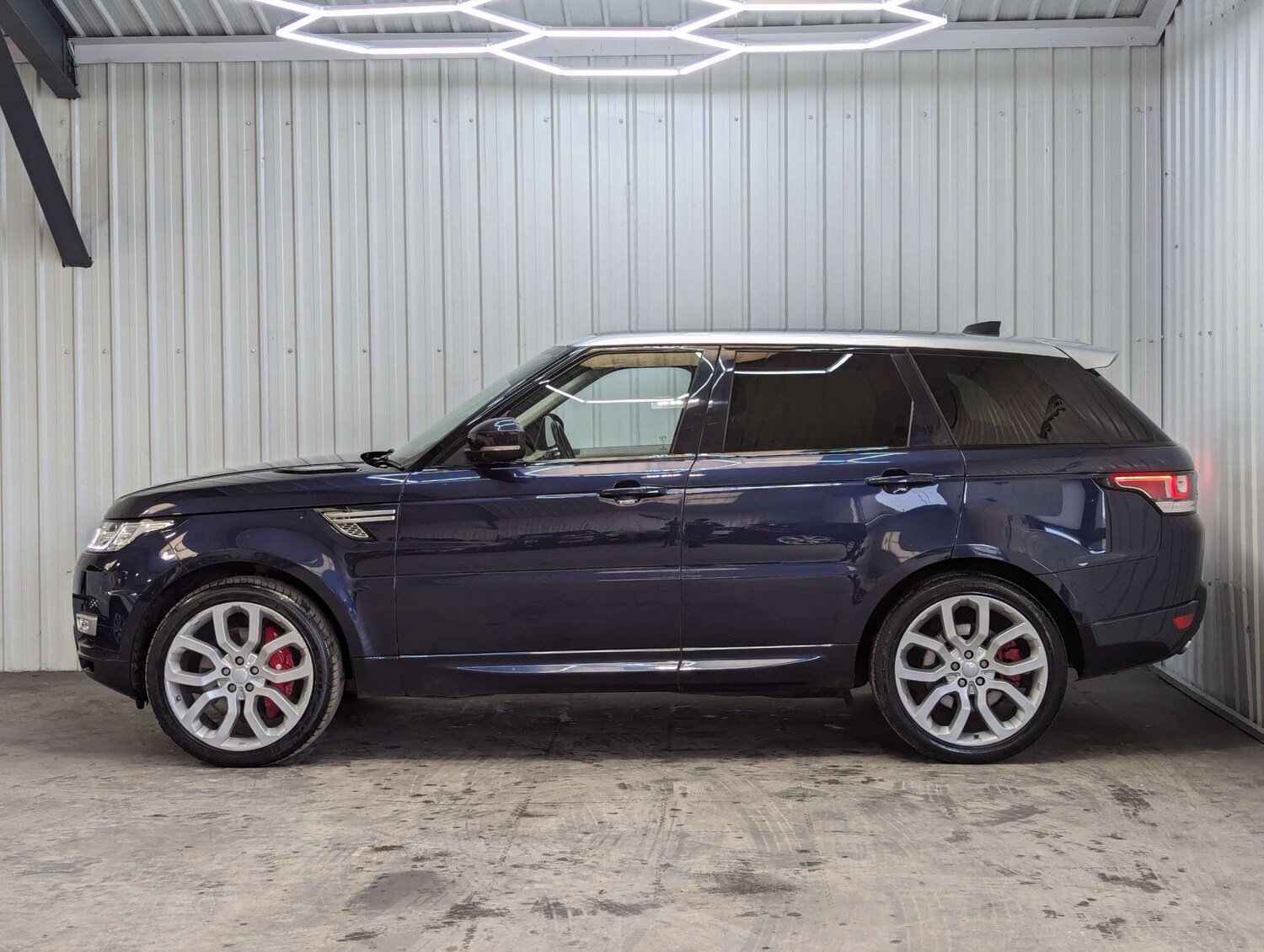 Used Land Rover Range Rover Sport 2017 for sale - 77905912: Photo 13