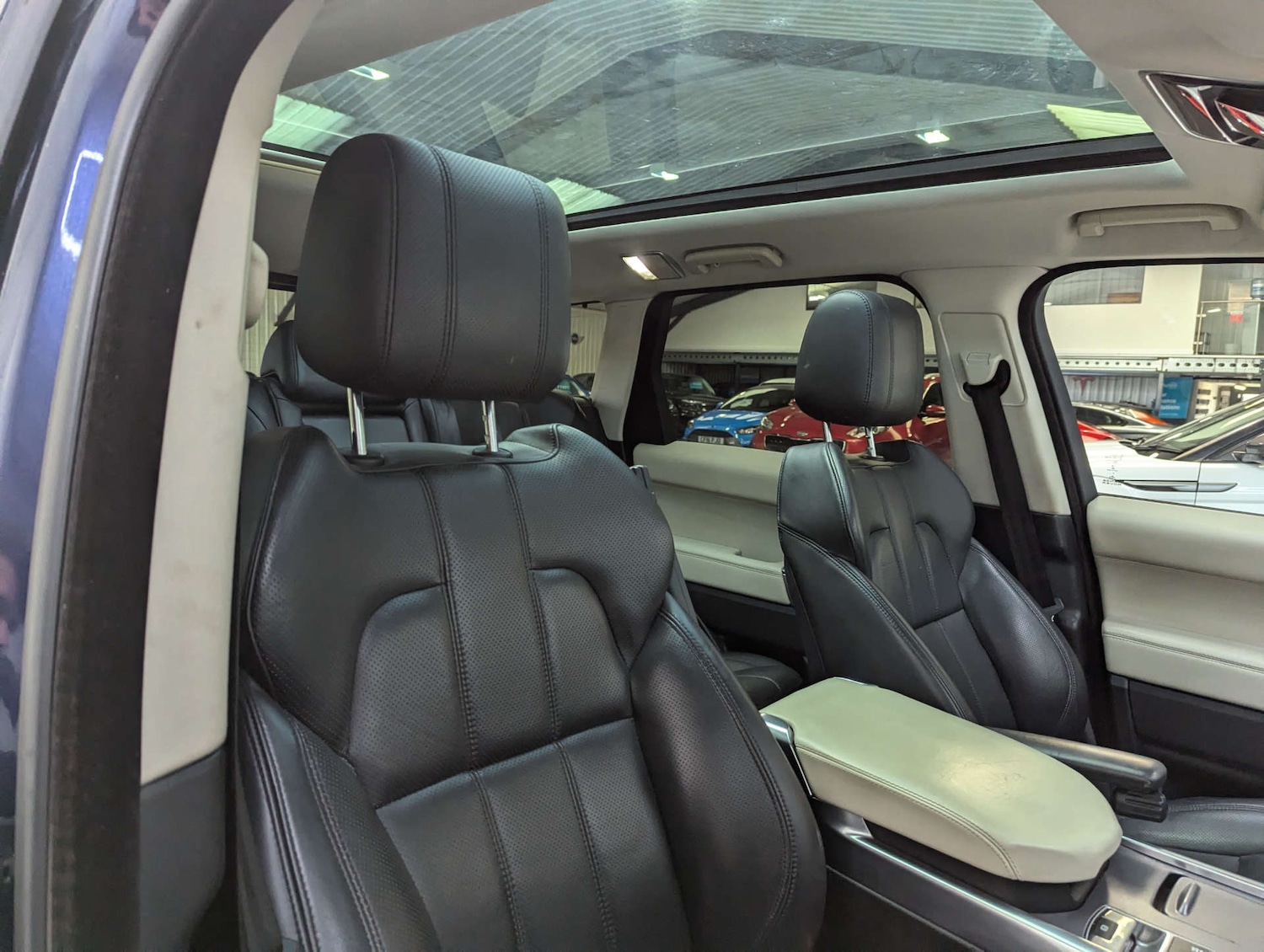 Used Land Rover Range Rover Sport 2017 for sale - 77905912: Photo 51