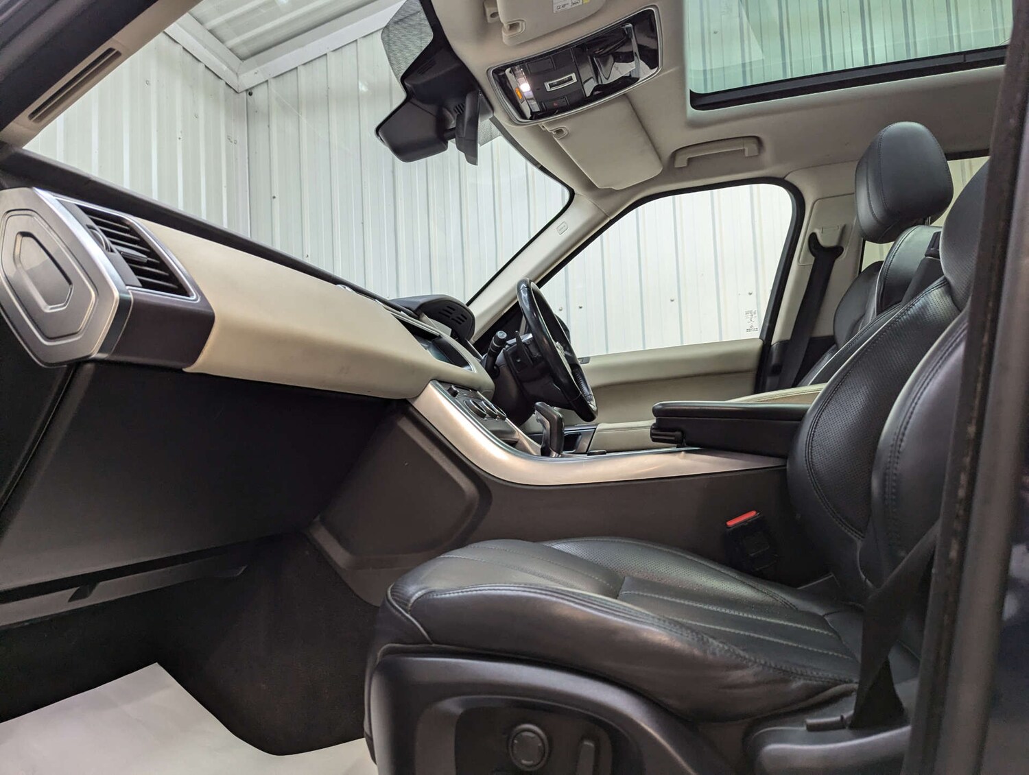 Used Land Rover Range Rover Sport 2017 for sale - 77905912: Photo 55