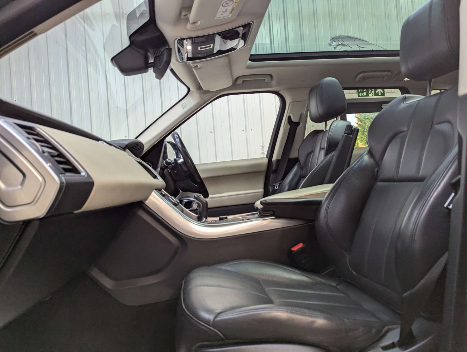 Used Land Rover Range Rover Sport 2017 for sale - 77905912: Photo 58