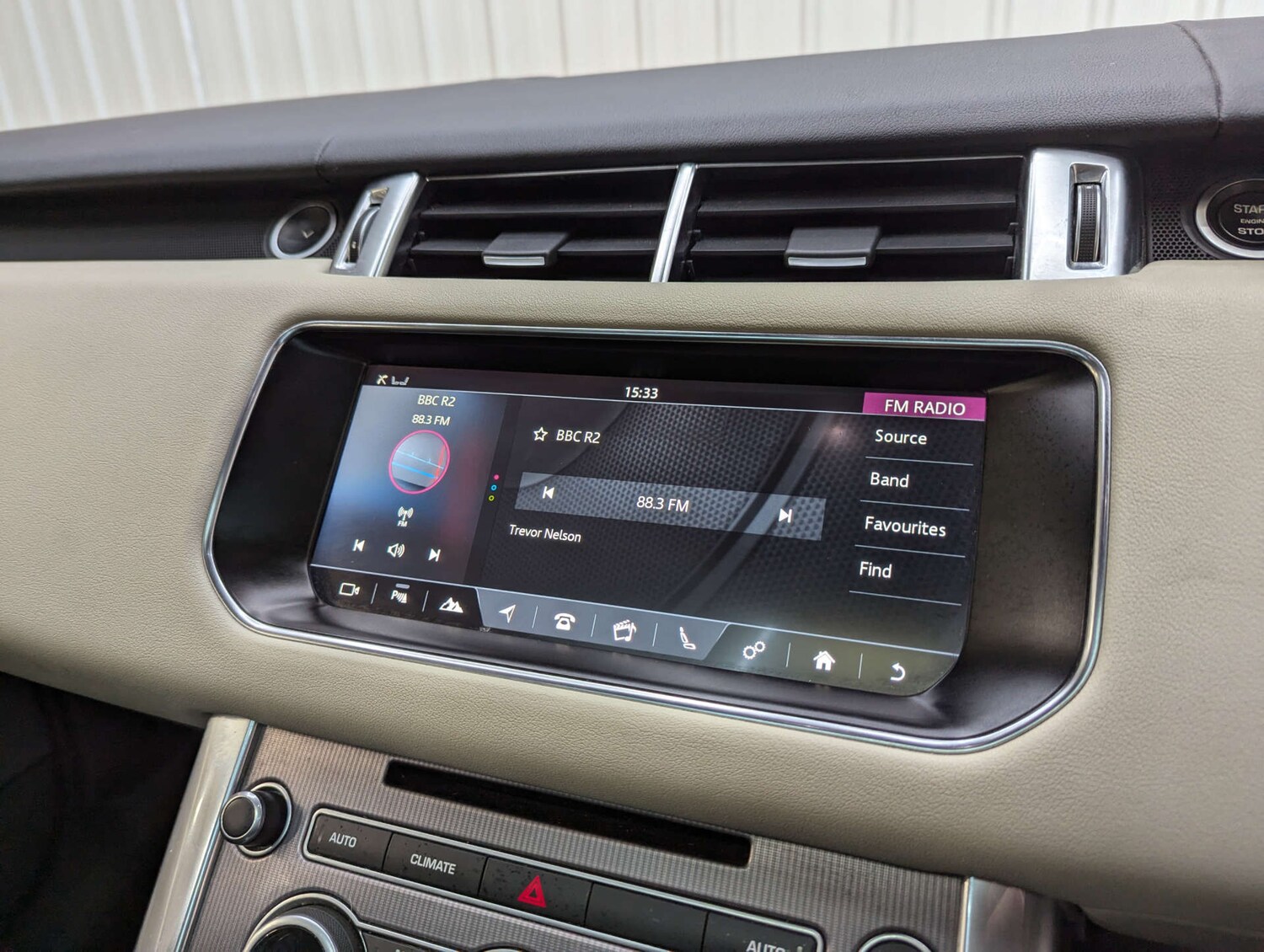 Used Land Rover Range Rover Sport 2017 for sale - 77905912: Photo 87