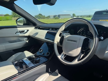 Used Land Rover Range Rover Velar 2019 for sale - 75797988: Photo