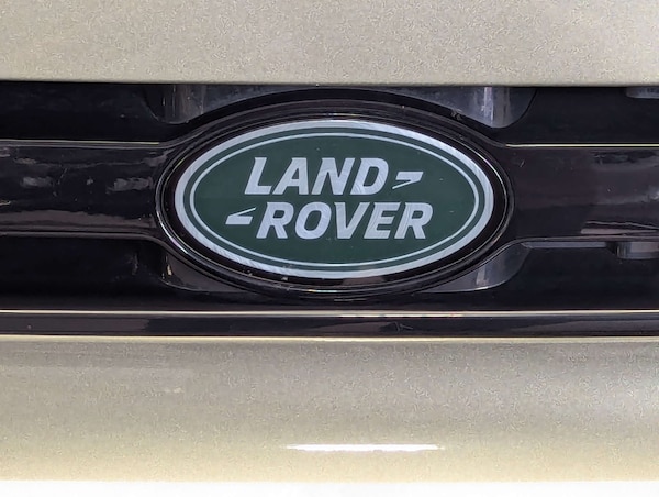 Used Land Rover Defender 2021 for sale - 76005303: Photo 23