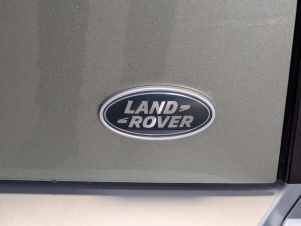 Used Land Rover Defender 2021 for sale - 76005303: Photo 38