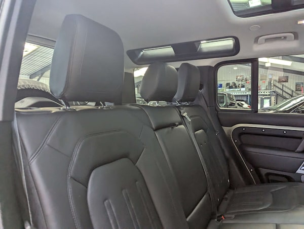 Used Land Rover Defender 2021 for sale - 76005303: Photo 64