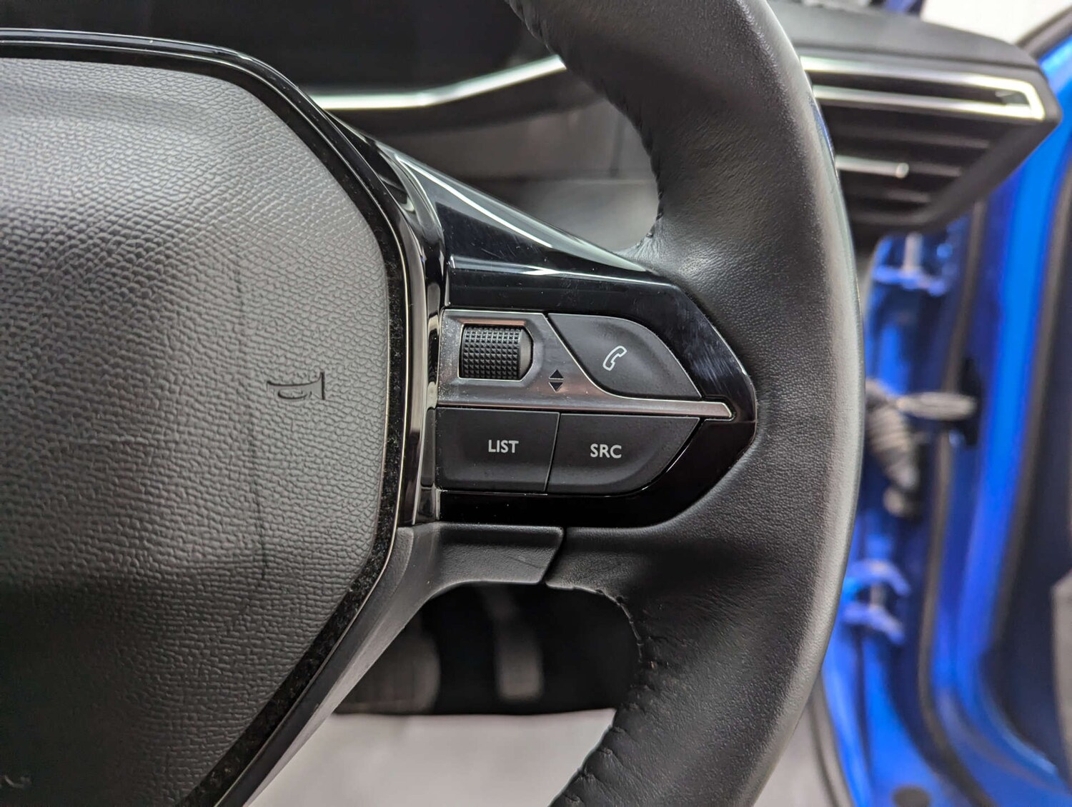 Used Peugeot 2008 2021 for sale - 77022517: Photo 77