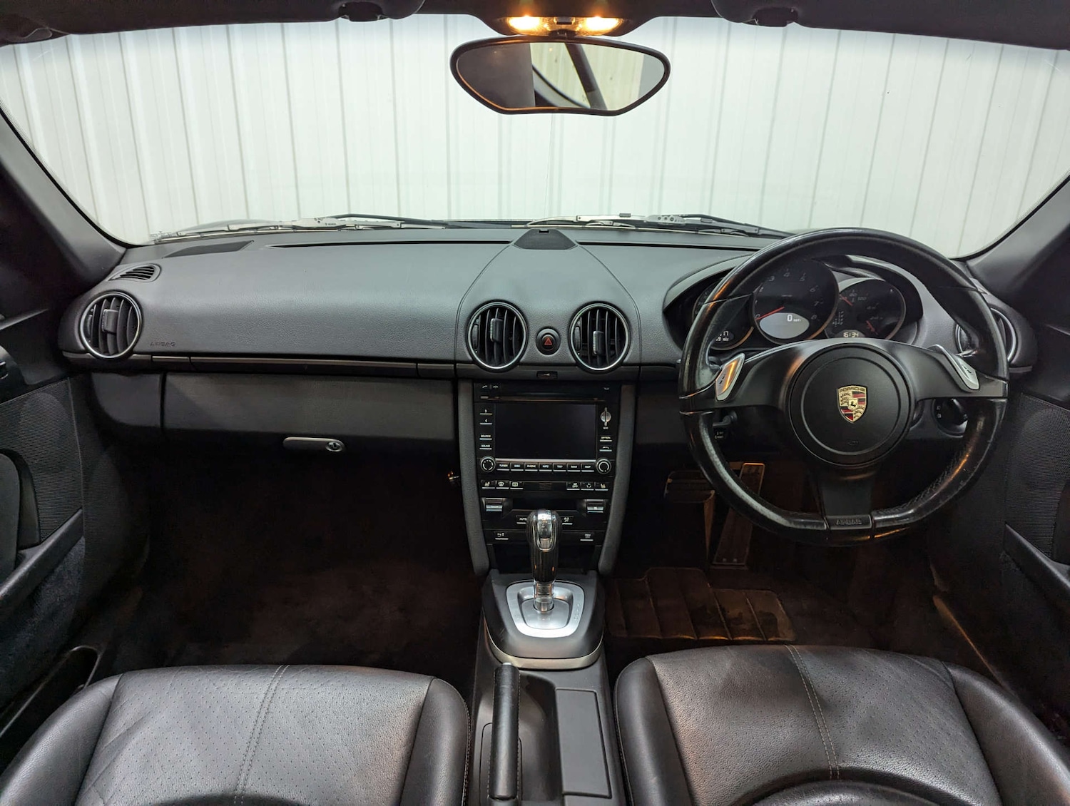 Used Porsche Cayman 2010 for sale - 76588249: Photo 2