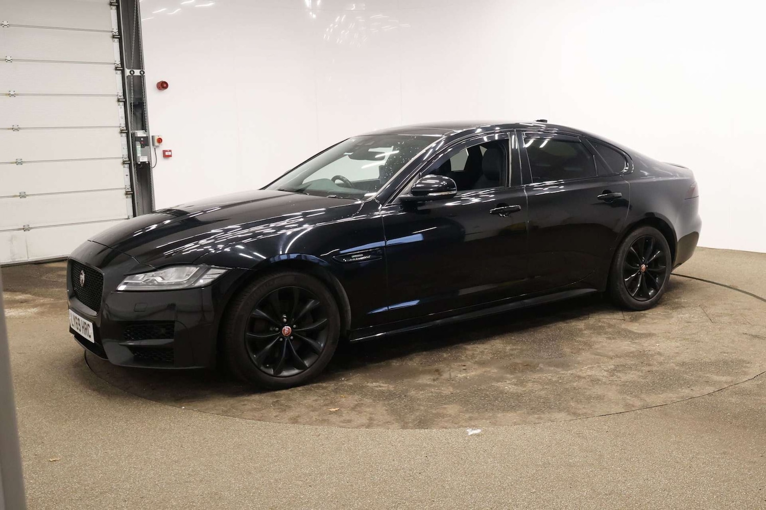 Used Jaguar XF 2019 for sale - 76830023: Photo 18