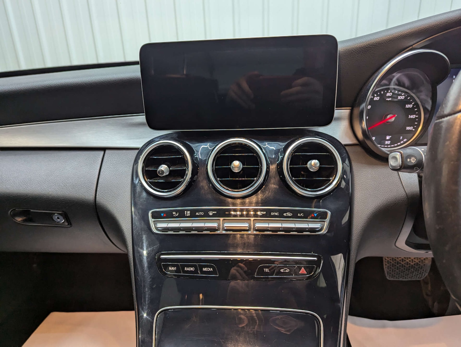 Used Mercedes-Benz C Class 2020 for sale - 78025303: Photo 83