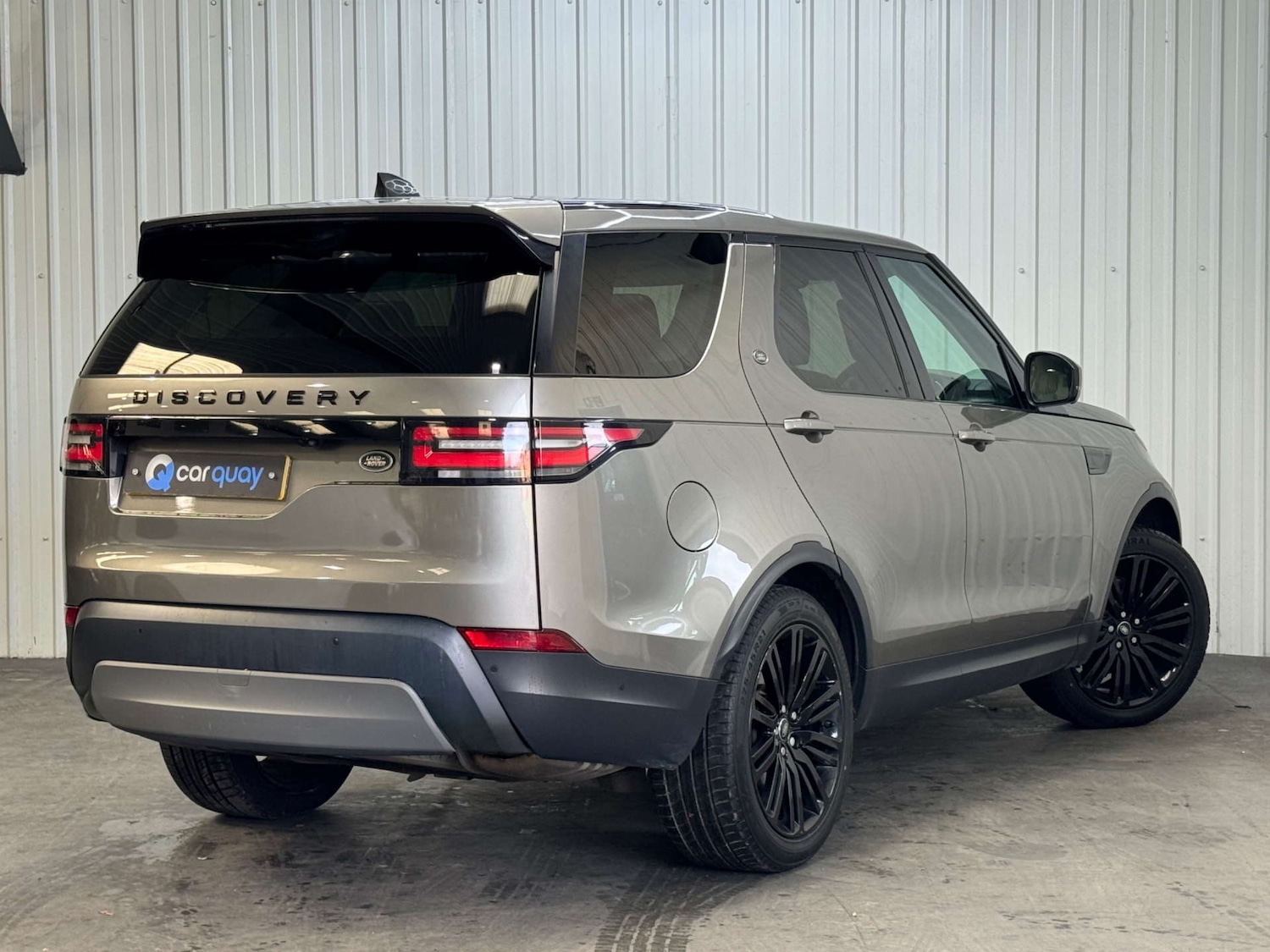 Used Land Rover Discovery 2017 for sale - 76511112: Photo 10