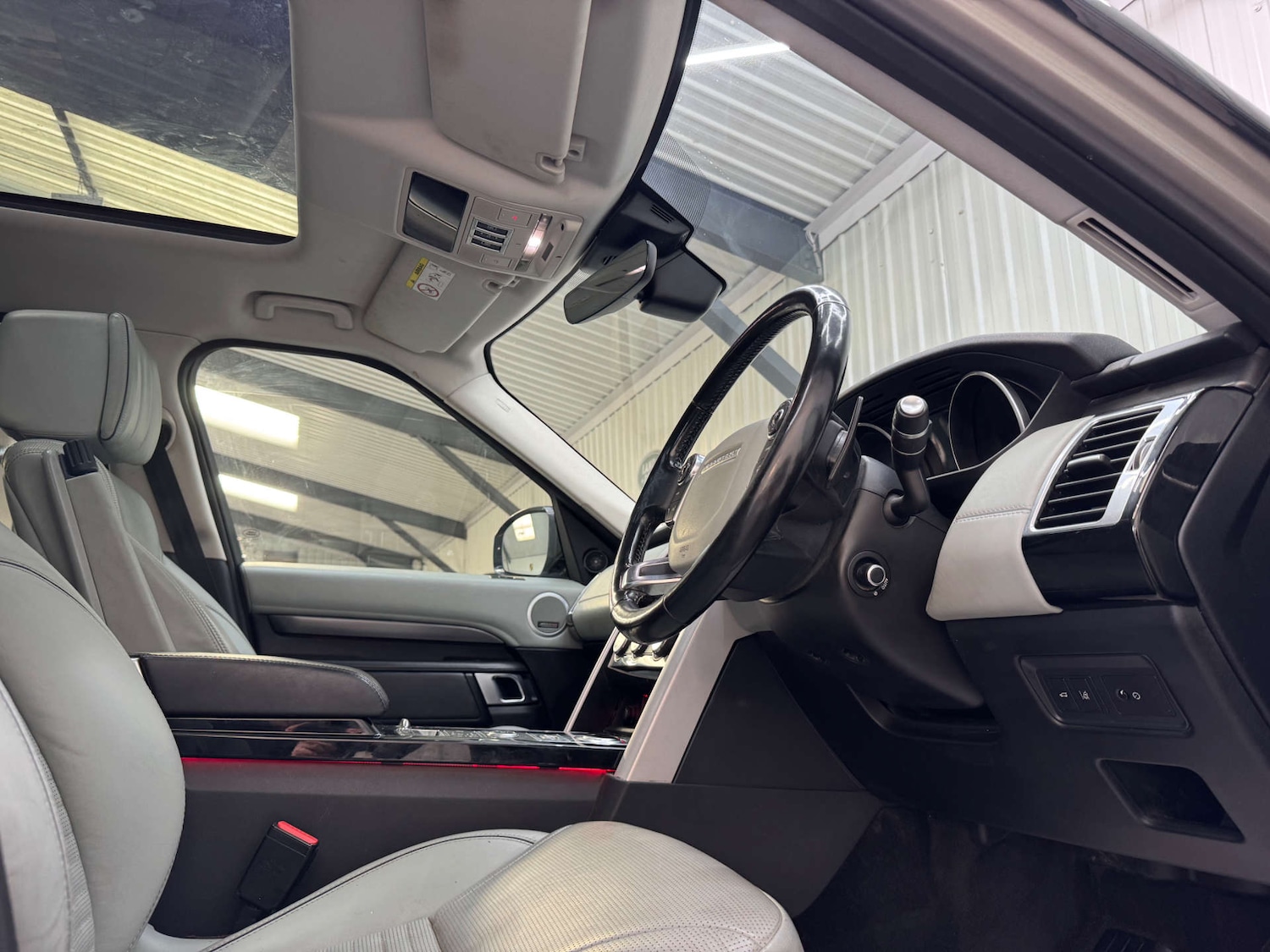 Used Land Rover Discovery 2017 for sale - 76511112: Photo 46