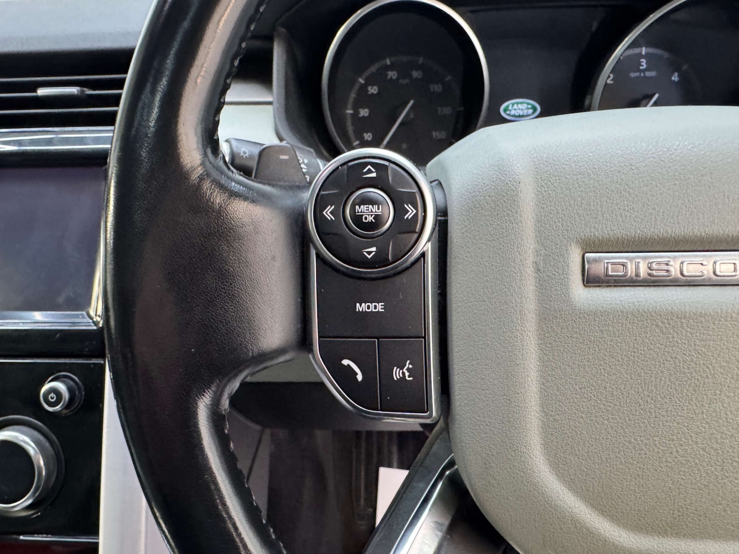 Used Land Rover Discovery 2017 for sale - 76511112: Photo 73