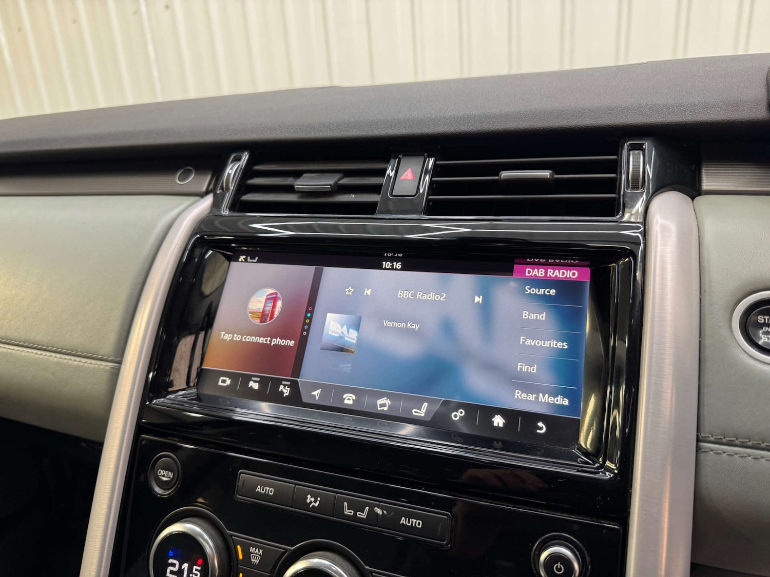 Used Land Rover Discovery 2017 for sale - 76511112: Photo 85