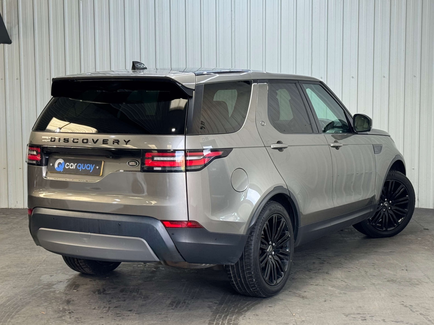 Used Land Rover Discovery 2017 for sale - 76511112: Photo 9