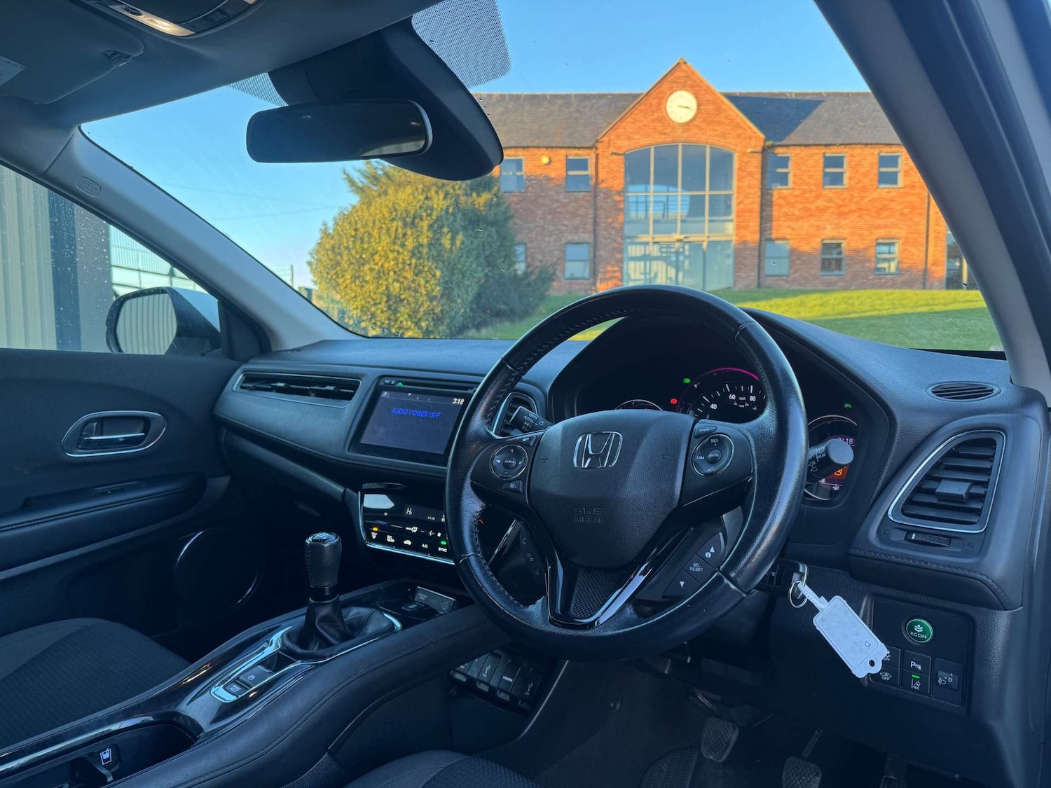 Used Honda HR-V 2019 for sale - 77094976: Photo 3