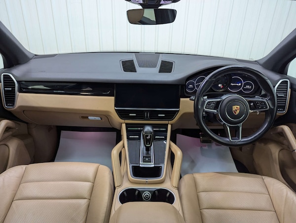 Used Porsche Cayenne 2019 for sale - 76278154: Photo 2