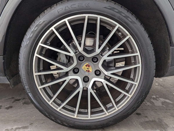 Used Porsche Cayenne 2019 for sale - 76278154: Photo 30