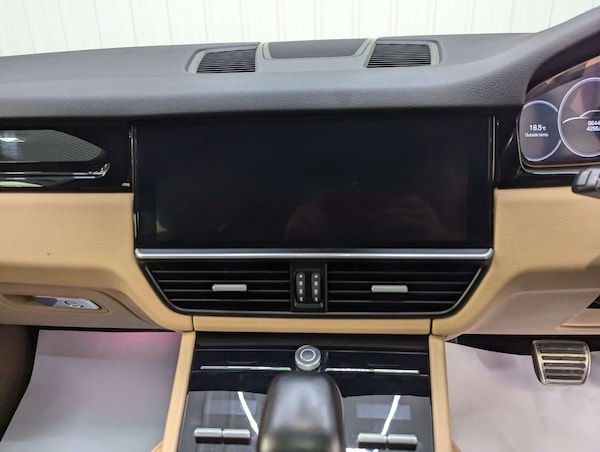 Used Porsche Cayenne 2019 for sale - 76278154: Photo 81