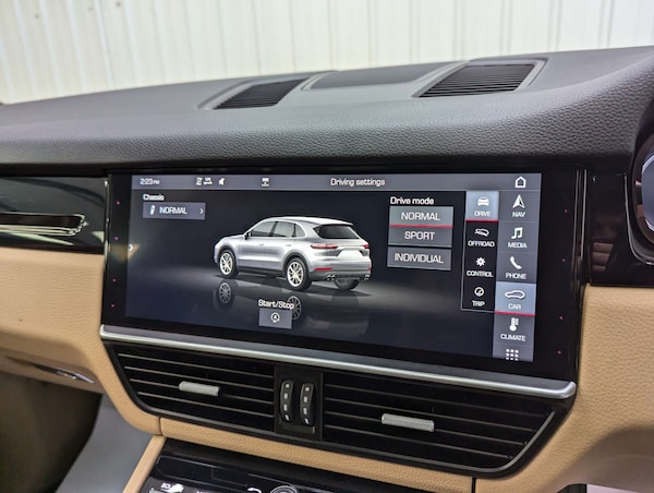 Used Porsche Cayenne 2019 for sale - 76278154: Photo 86