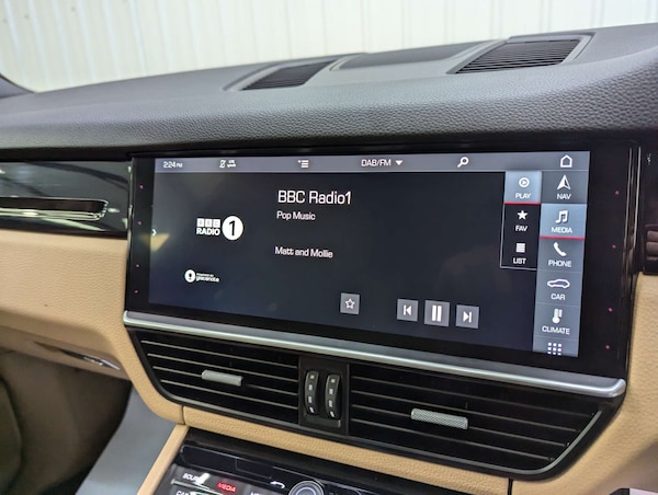 Used Porsche Cayenne 2019 for sale - 76278154: Photo 87