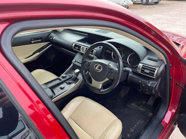 Used Lexus IS 2015 for sale - 76280348: Photo 13