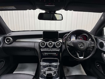 Used Mercedes-Benz C Class 2016 for sale - 76949854: Photo