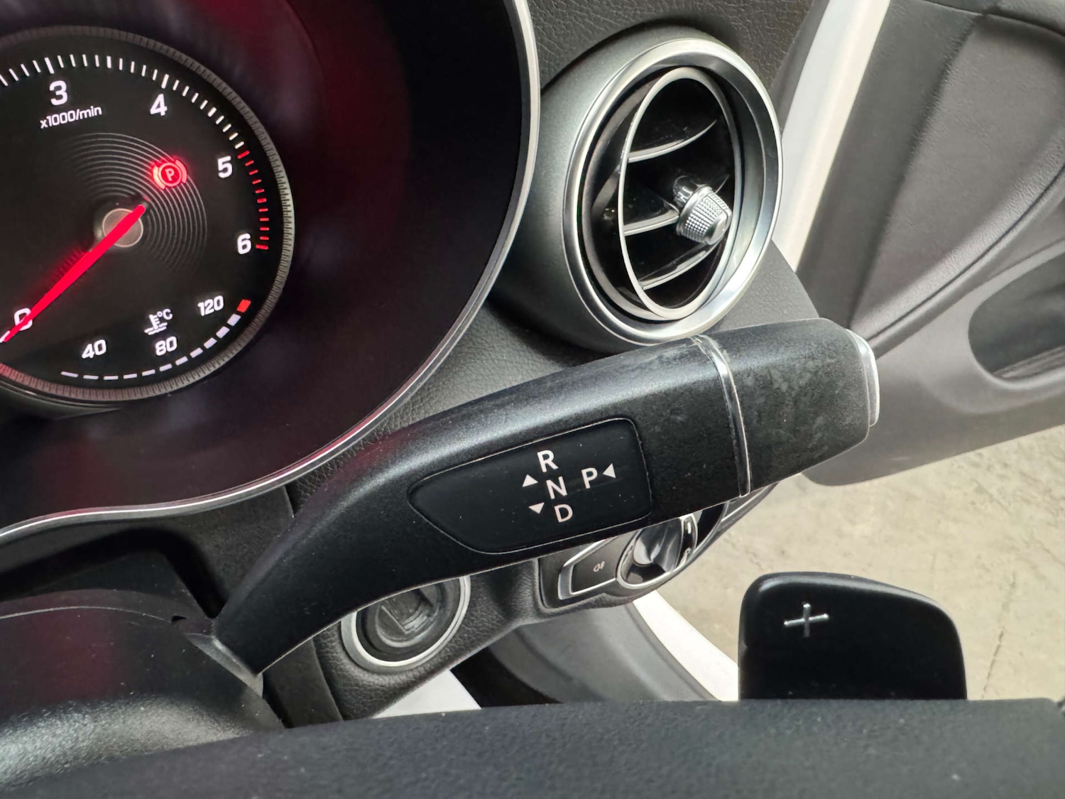 Used Mercedes-Benz C Class 2016 for sale - 76949854: Photo 73