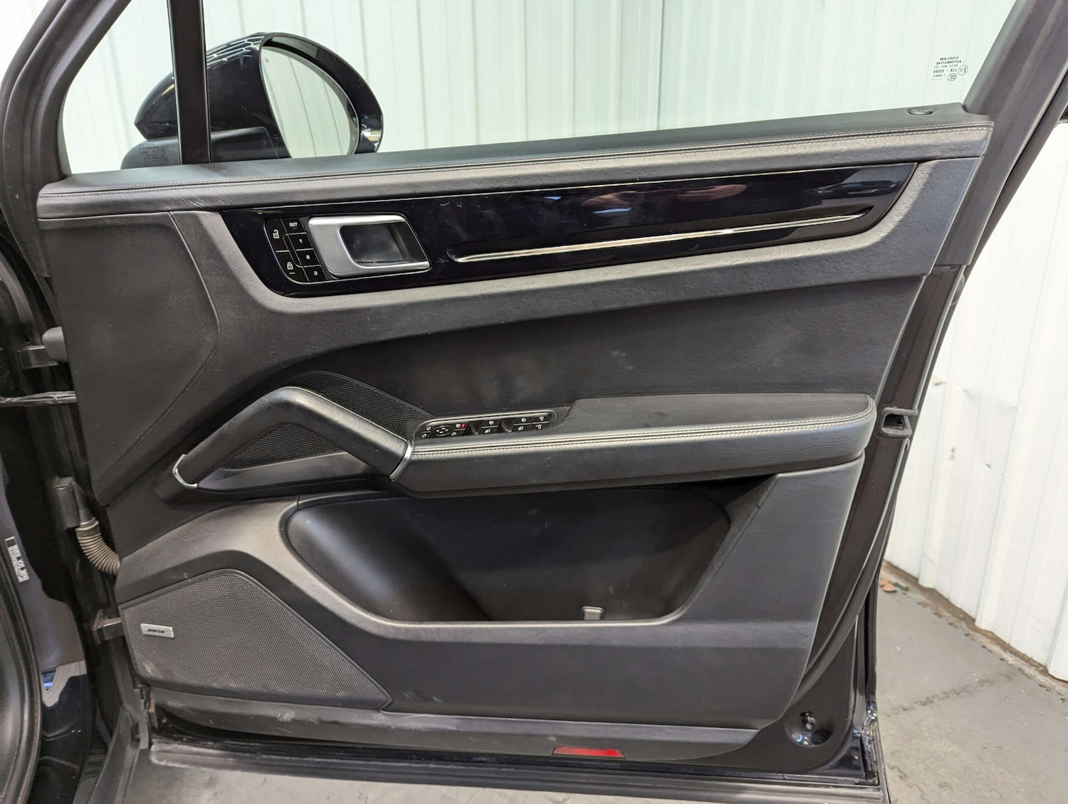 Used Porsche Cayenne 2019 for sale - 76836445: Photo 50