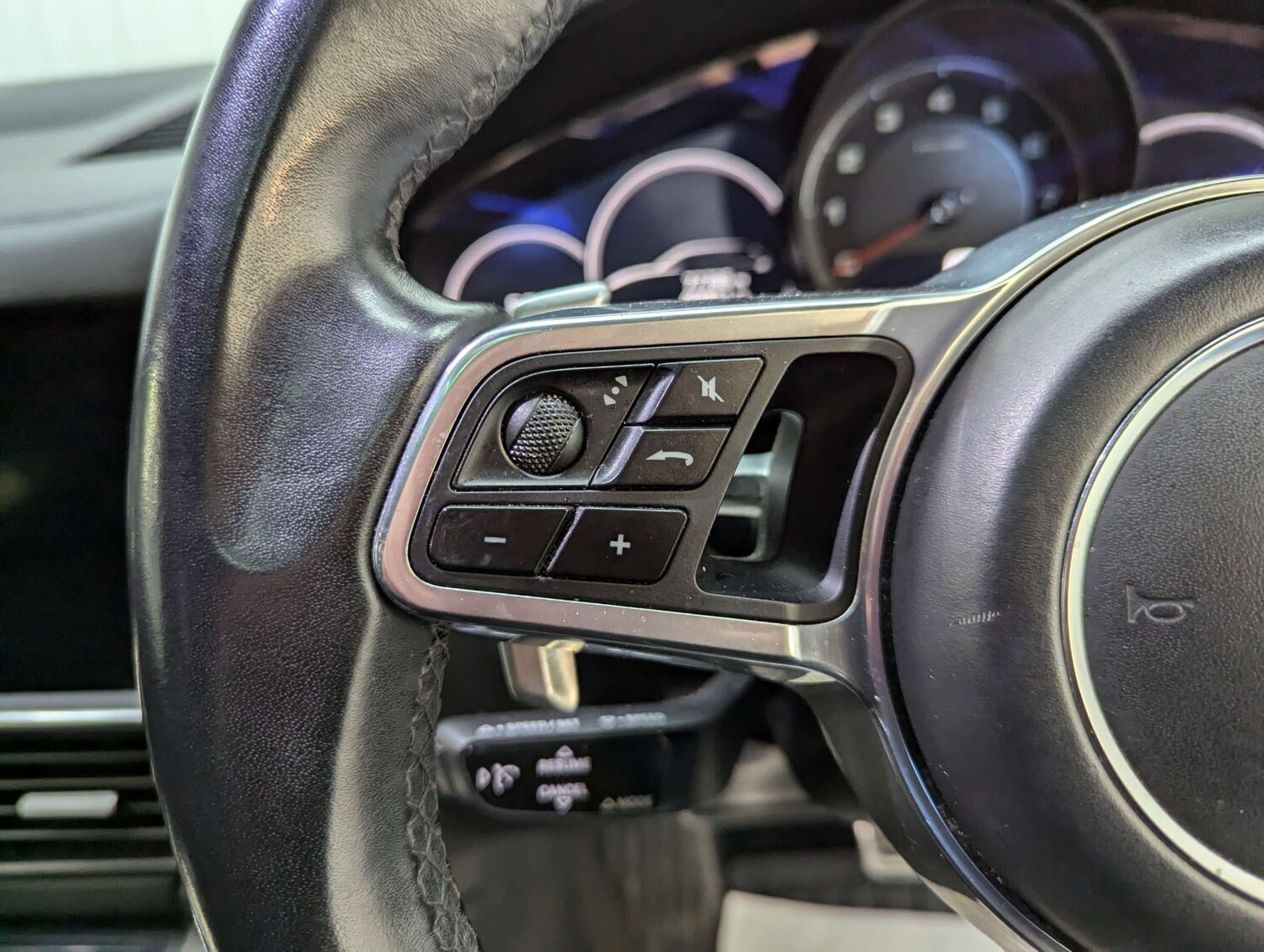 Used Porsche Cayenne 2019 for sale - 76836445: Photo 69