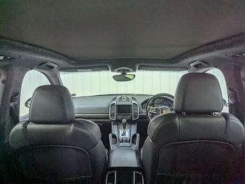 Used Porsche Cayenne 2015 for sale - 78511096: Photo