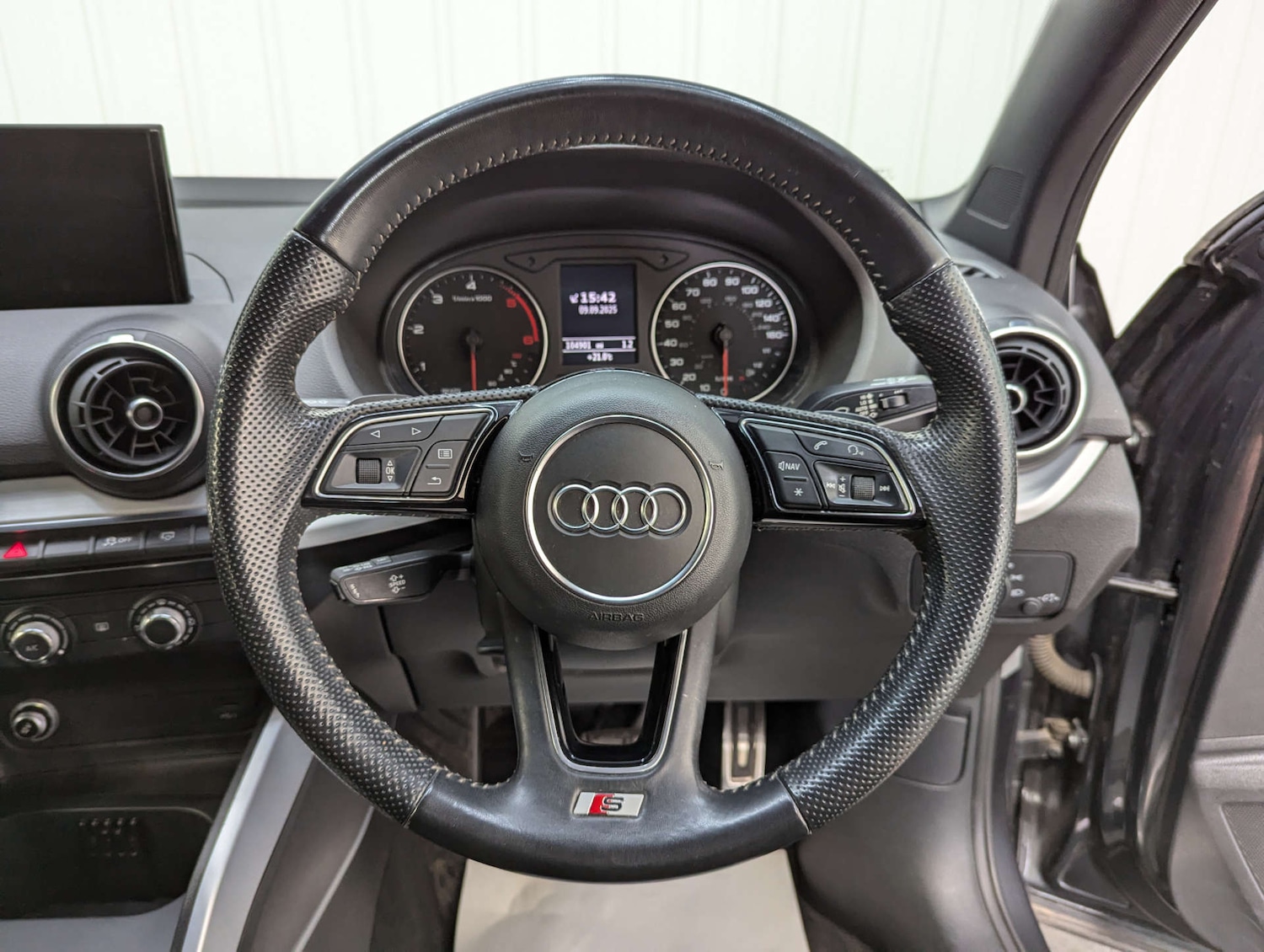 Used Audi Q2 2018 for sale - 76600786: Photo 76