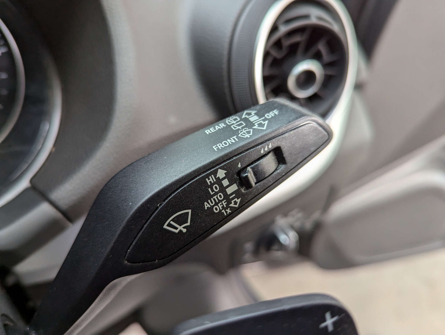 Used Audi Q2 2018 for sale - 76600786: Photo 79