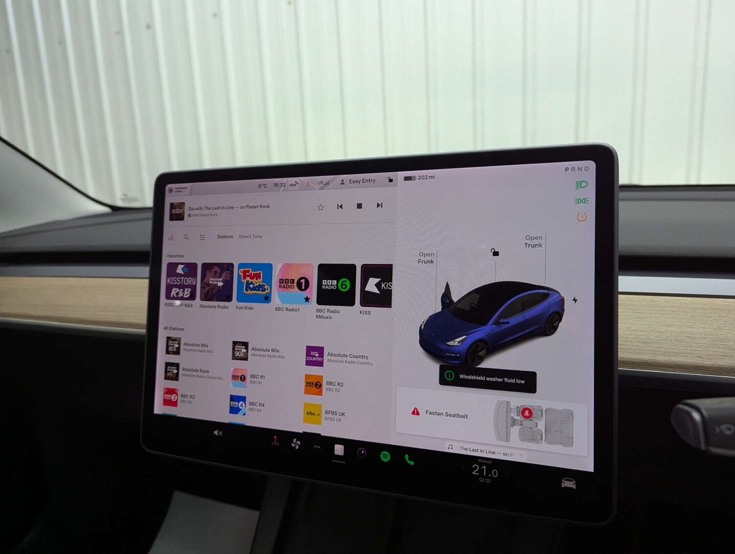 Used Tesla Model 3 2020 for sale - 77234110: Photo 82