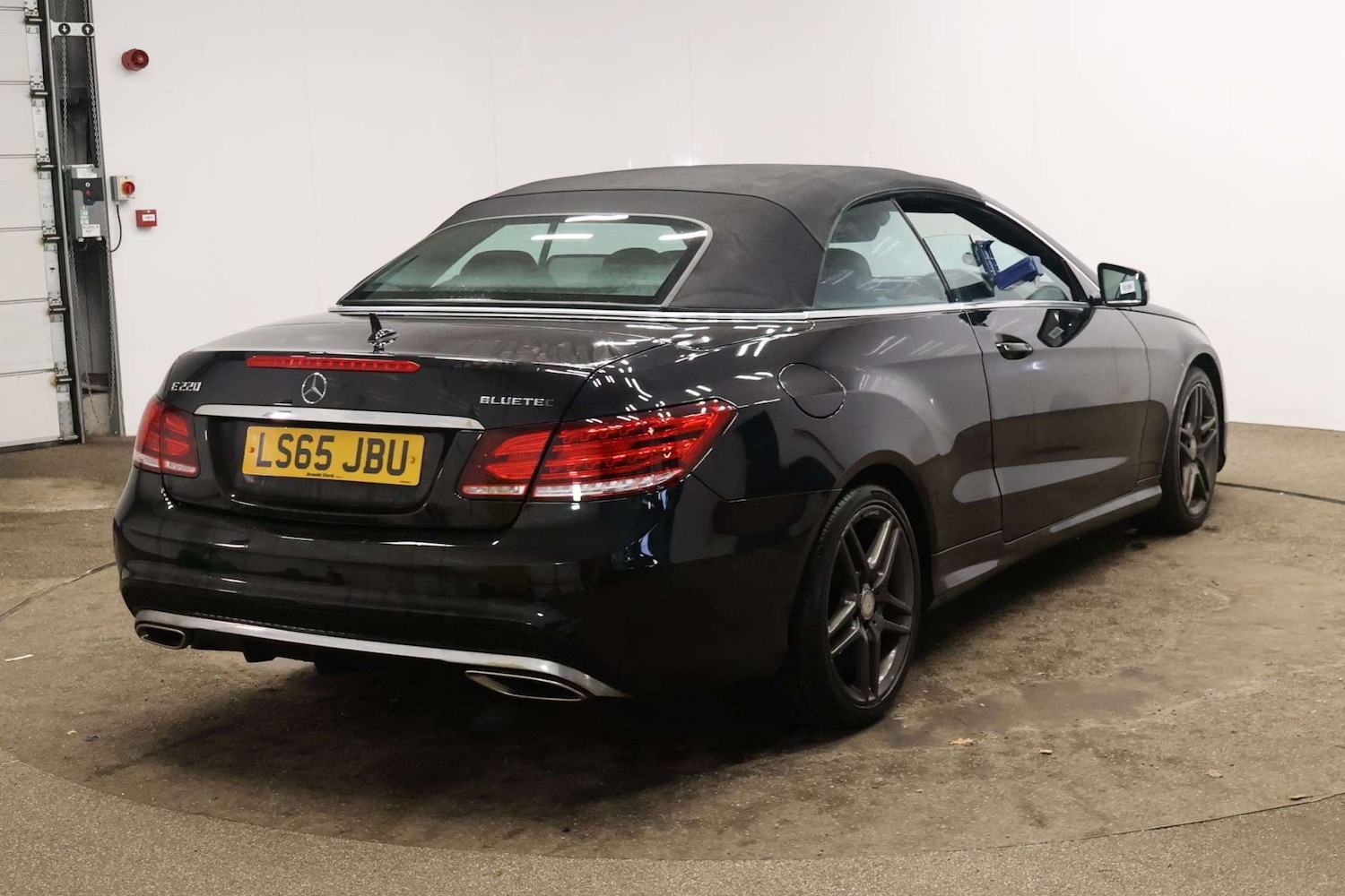 Used Mercedes-Benz E Class 2015 for sale - 76830020: Photo 11