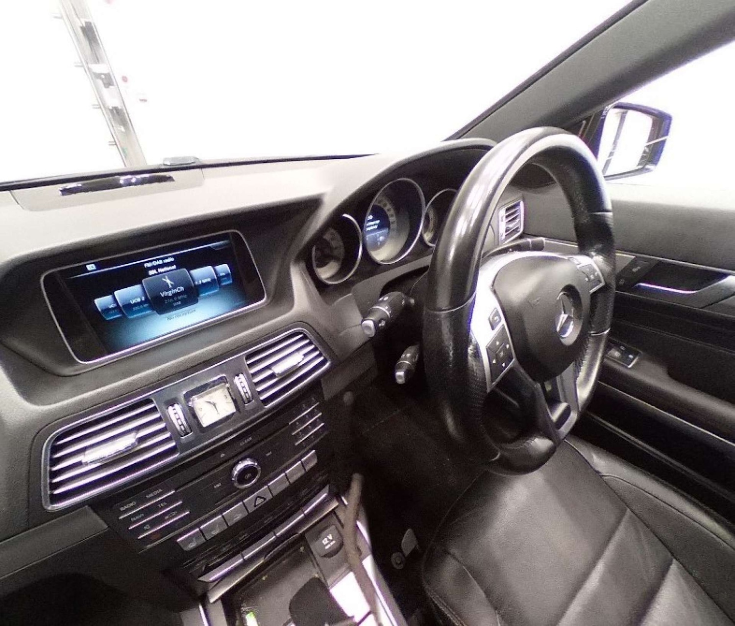 Used Mercedes-Benz E Class 2015 for sale - 76830020: Photo 3