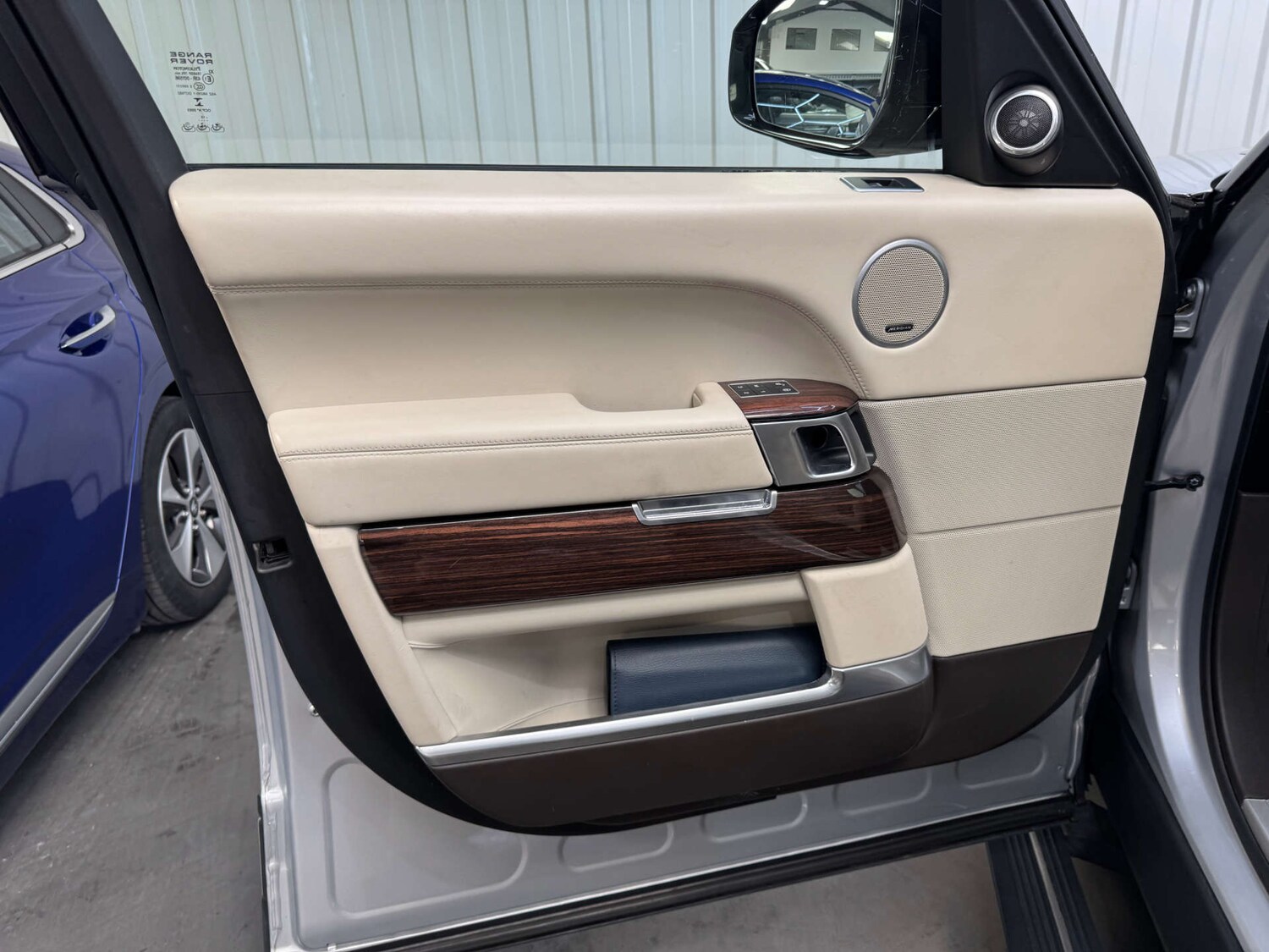 Used Land Rover Range Rover 2015 for sale - 76363926: Photo 60