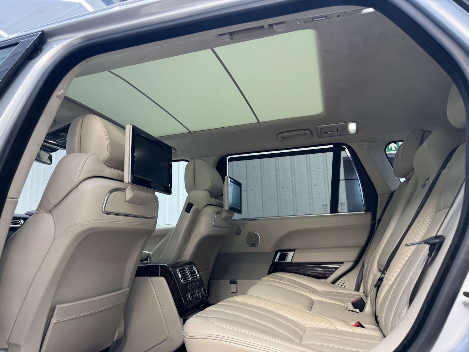 Used Land Rover Range Rover 2015 for sale - 76363926: Photo 68