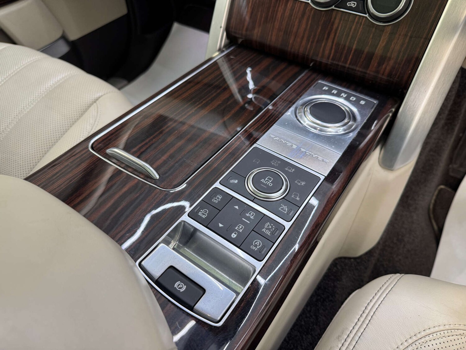 Used Land Rover Range Rover 2015 for sale - 76363926: Photo 91