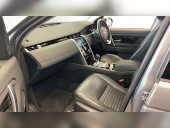 Used Land Rover Discovery Sport 2019 for sale - 79519961: Photo
